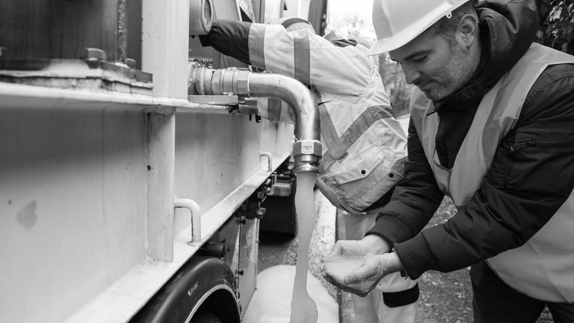 Ré-engagement d’un ensemble d’équipes de maintenance et d’entretien Ré-engagement d’un ensemble d’équipes de maintenance et d’entretien